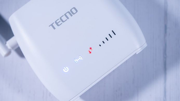 Wi-Fi роутер Tecno TR210 (4895180764646)