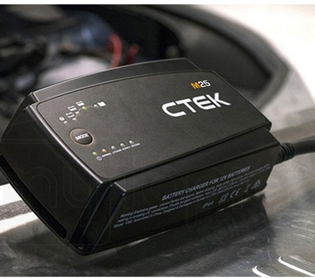 Інтелектуальний зарядний пристрій CTEK M25 EU (40-201)
