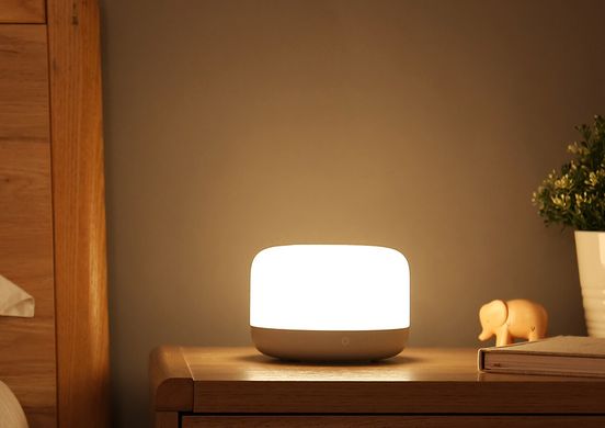 Настільна лампа Yeelight LED Bedside Lamp D2