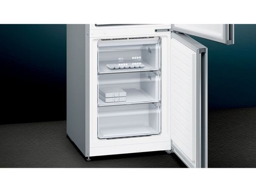Холодильник Siemens Solo KG39FSW45
