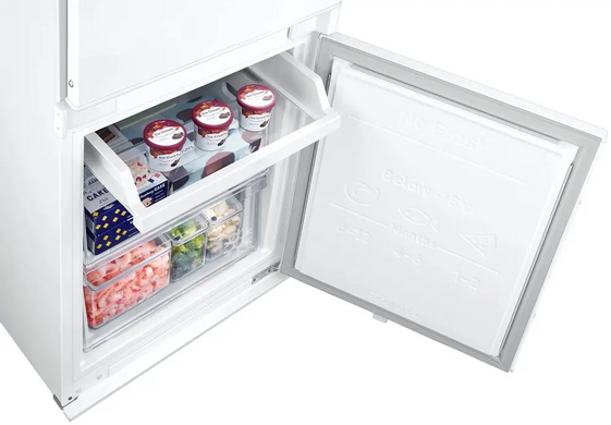 Холодильник Samsung BRB26605FWW