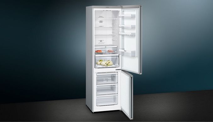 Холодильник Siemens Solo KG39NXI326