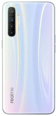 Смартфон realme XT 8/128GB Pearl White