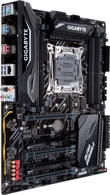 Материнська плата Gigabyte X299 UD4 Pro