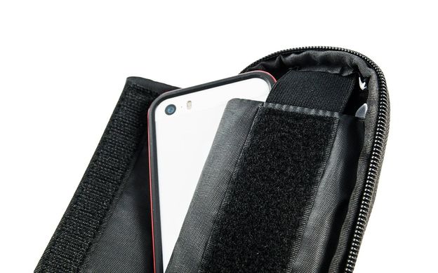 Велосипедна сумка під раму під смартфон 4,8”чорно-синя "IN TOUCH"