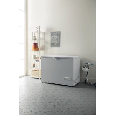 Морозильный ларь Indesit OS 1A 300 H2