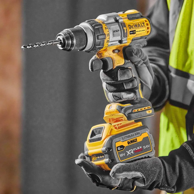 Шуруповерт DeWalt DCD999NT