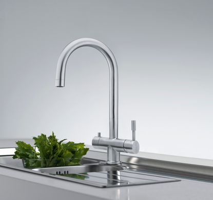 Змішувач для кухонної мийки Franke EOS Clear Water 120.0179.979