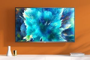 Телевизор Xiaomi Mi TV 4S 43 "UHD. Обзор
